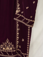 2 Piece- Embroidered Velvet Suit S110393