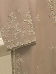 3 Piece - Pure Khaddi Silk Embroidered Suit S115129