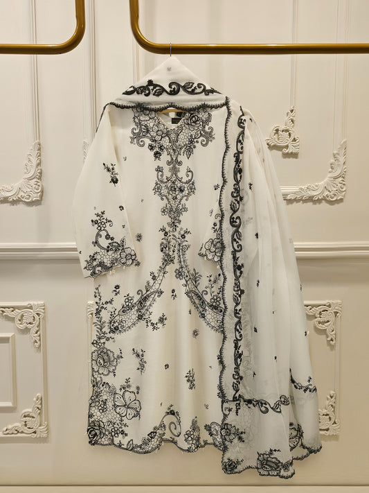 3 Piece - Pure Khaddi Silk Embroidered Suit S115569