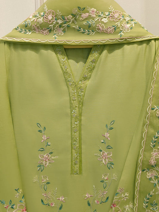 3 Piece - Pure Khaddi Silk Embroidered  Suit S115092