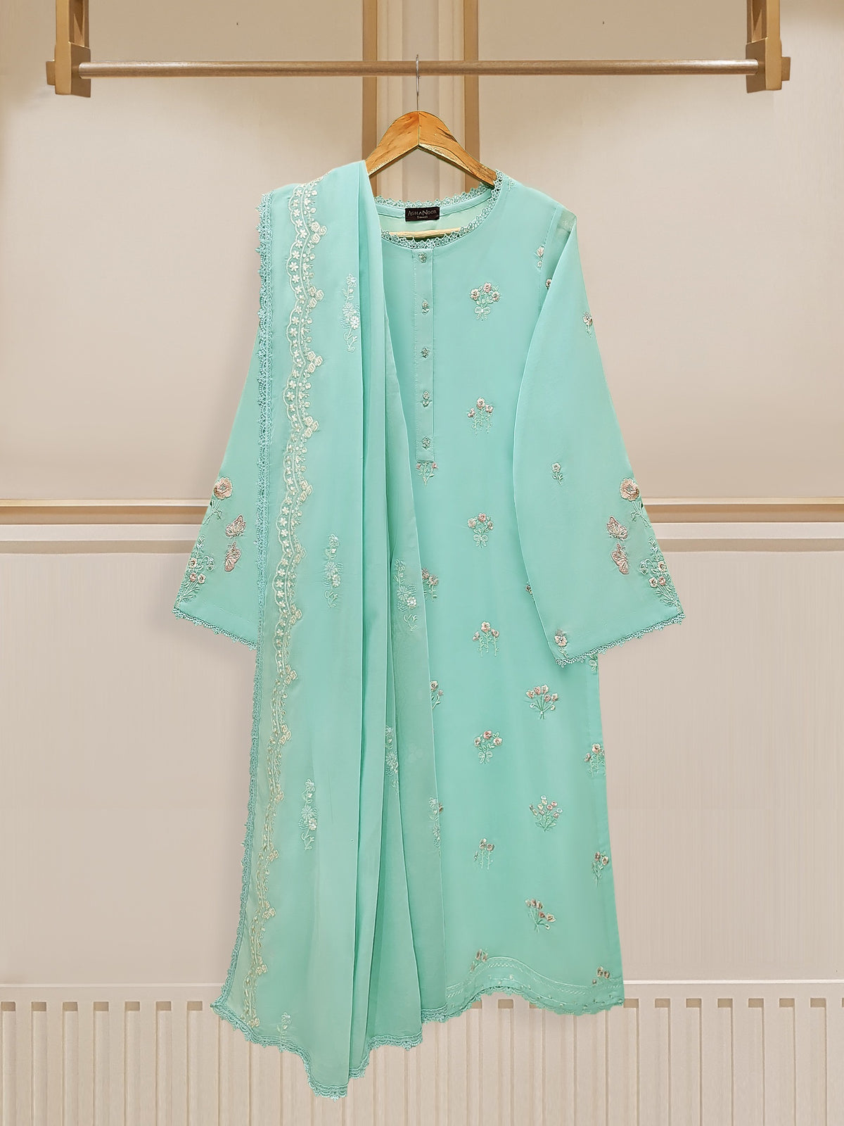 3 Piece - Embroidered Swiss Voile Suit S109820
