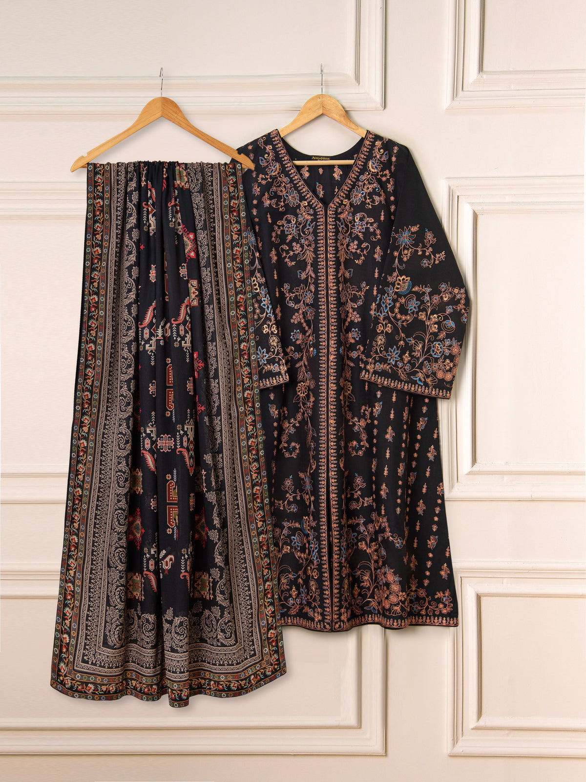 3 Piece - Pure Embroidered Lawn Suit S111579
