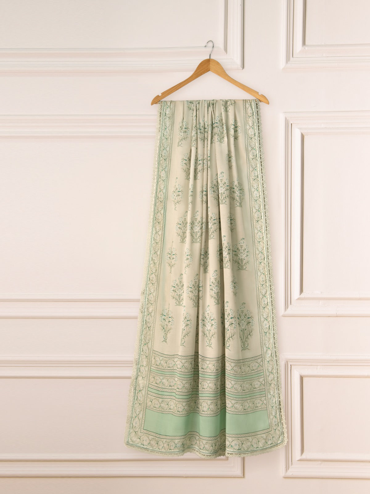 Printed Cambric Dupatta D000222