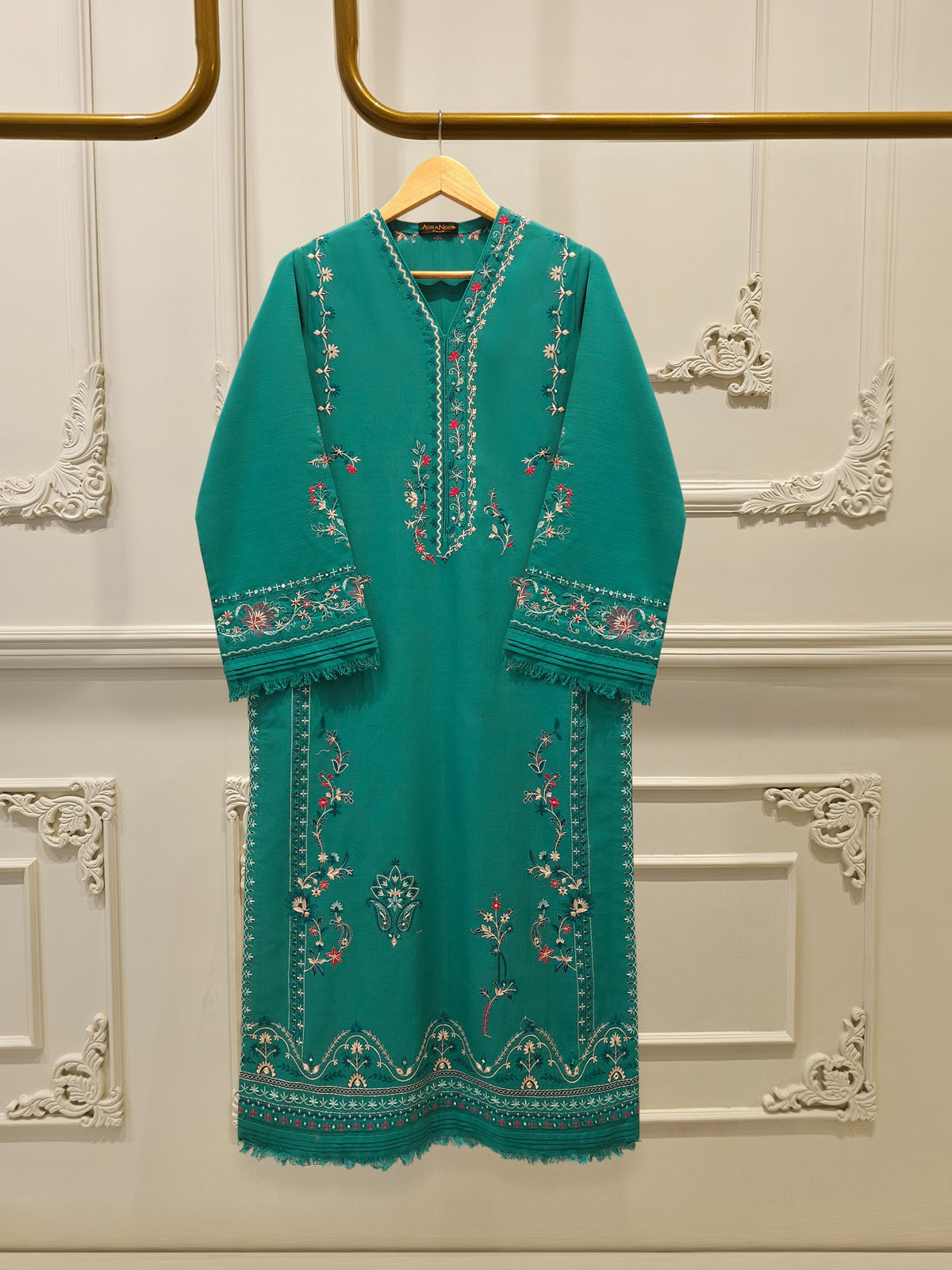 2 Piece - Embroidered  Khaddar Suit S112843