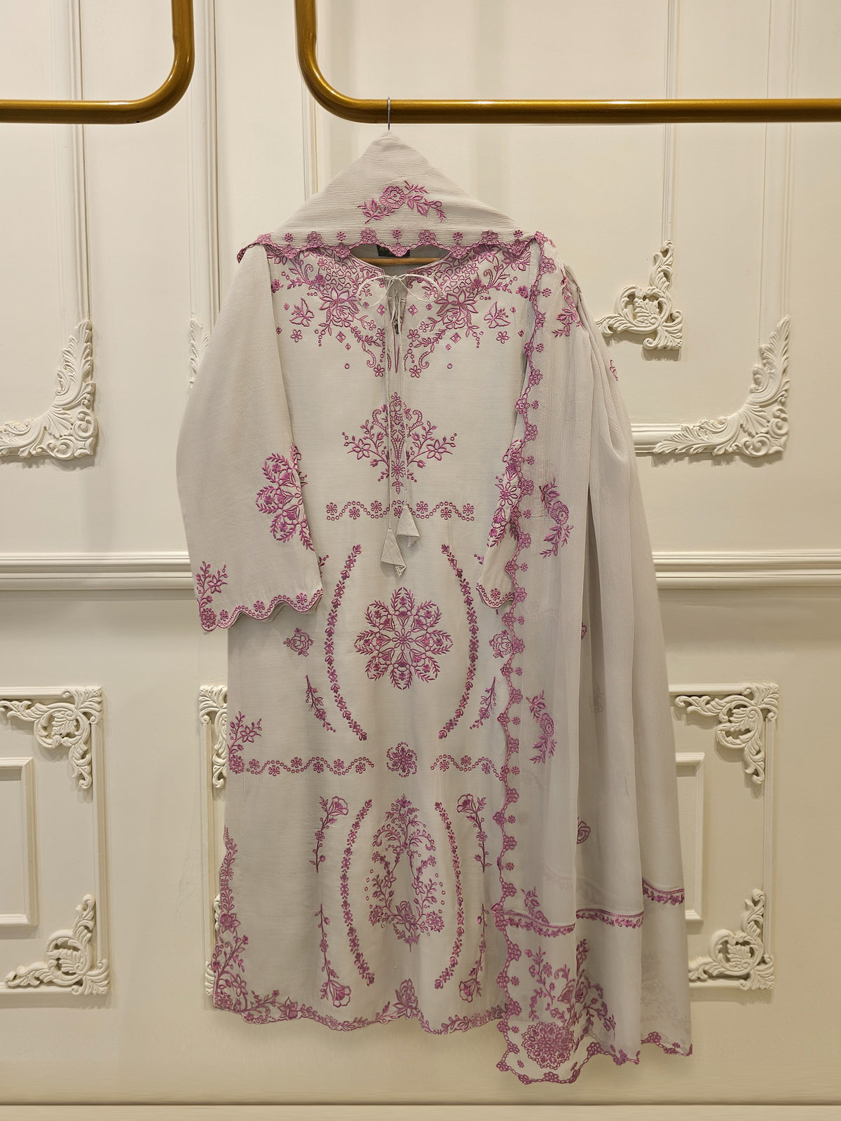 3 Piece - Pure Khaddi Silk Embroidered  Suit S114914