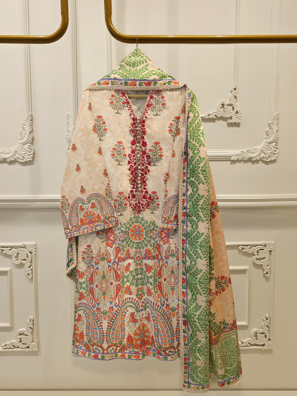3 Piece - Digital Printed Embroidered Lawn Suit S112097