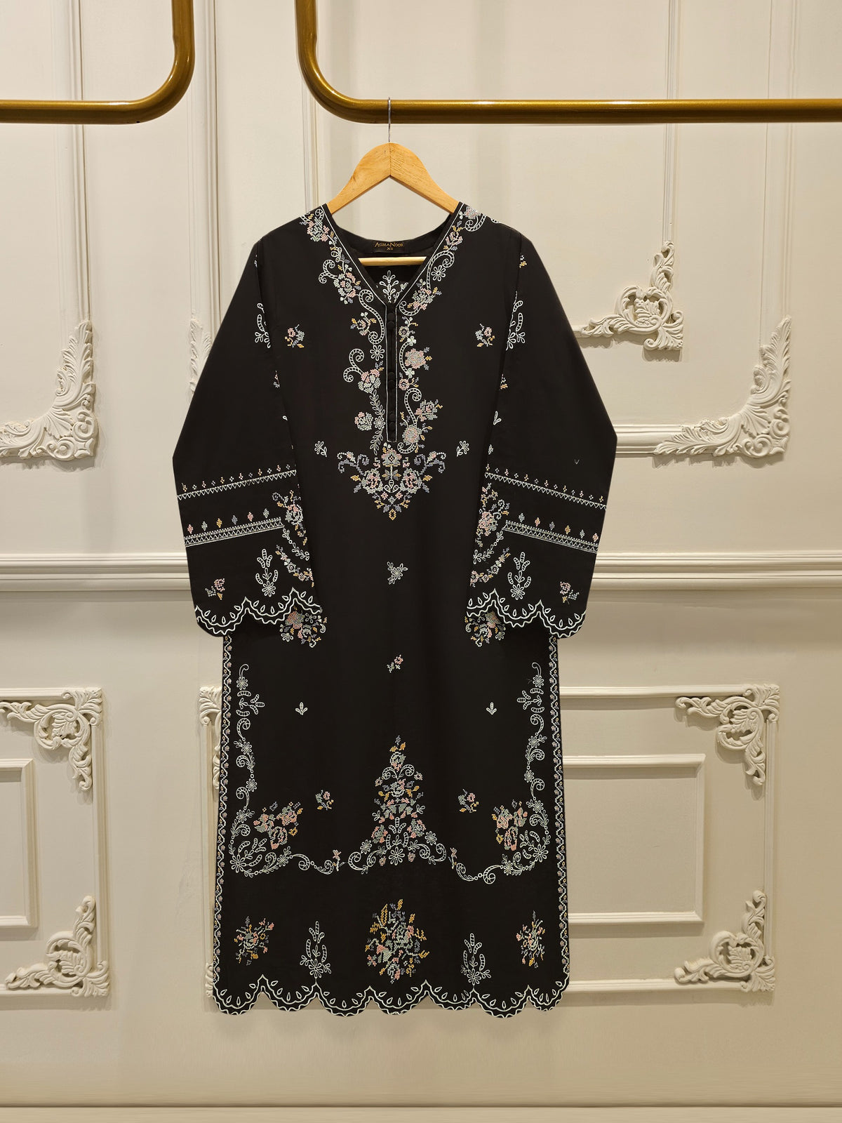 Embroidered Lawn Shirt S112111