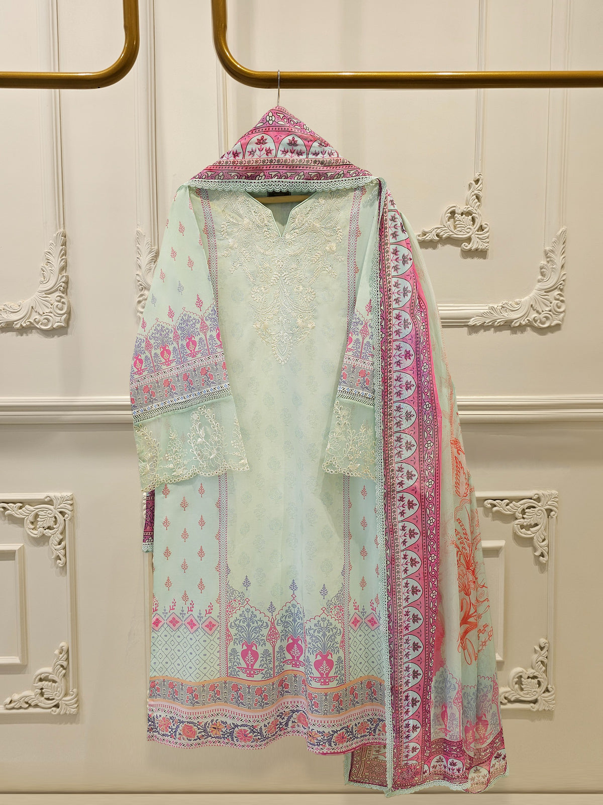 3 Piece - Digital Printed Embroidered Lawn Suit S112098