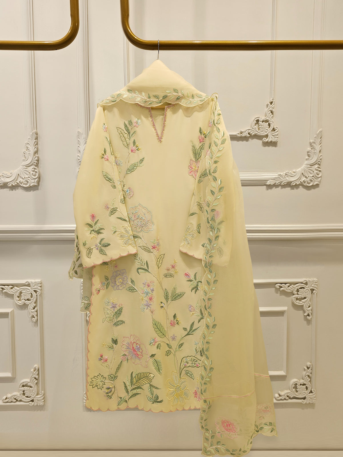 3 Piece- Pure Khaddi Silk Embroidered Suit S112240