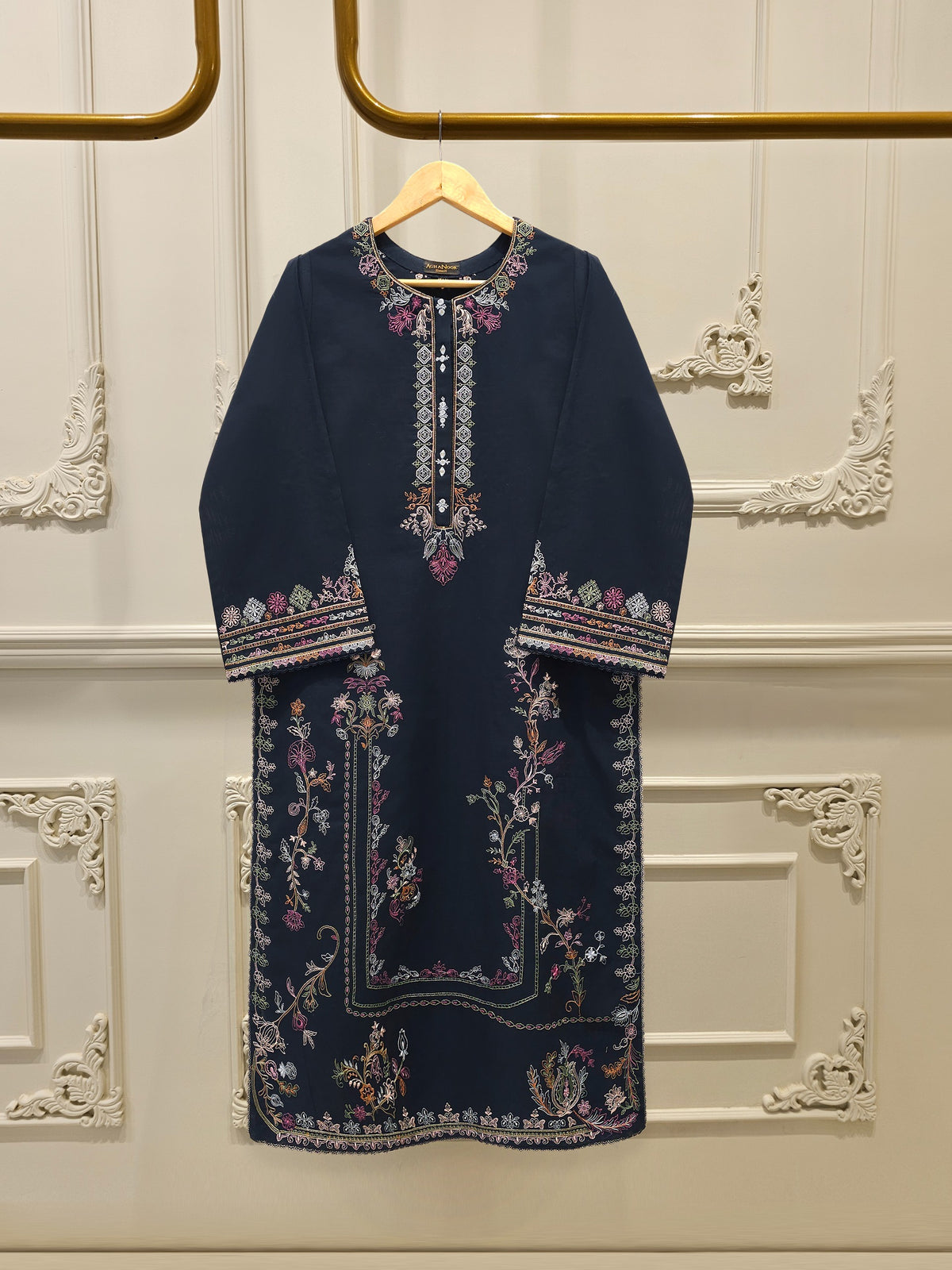 2 Piece - Embroidered Khaddar Suit S112582