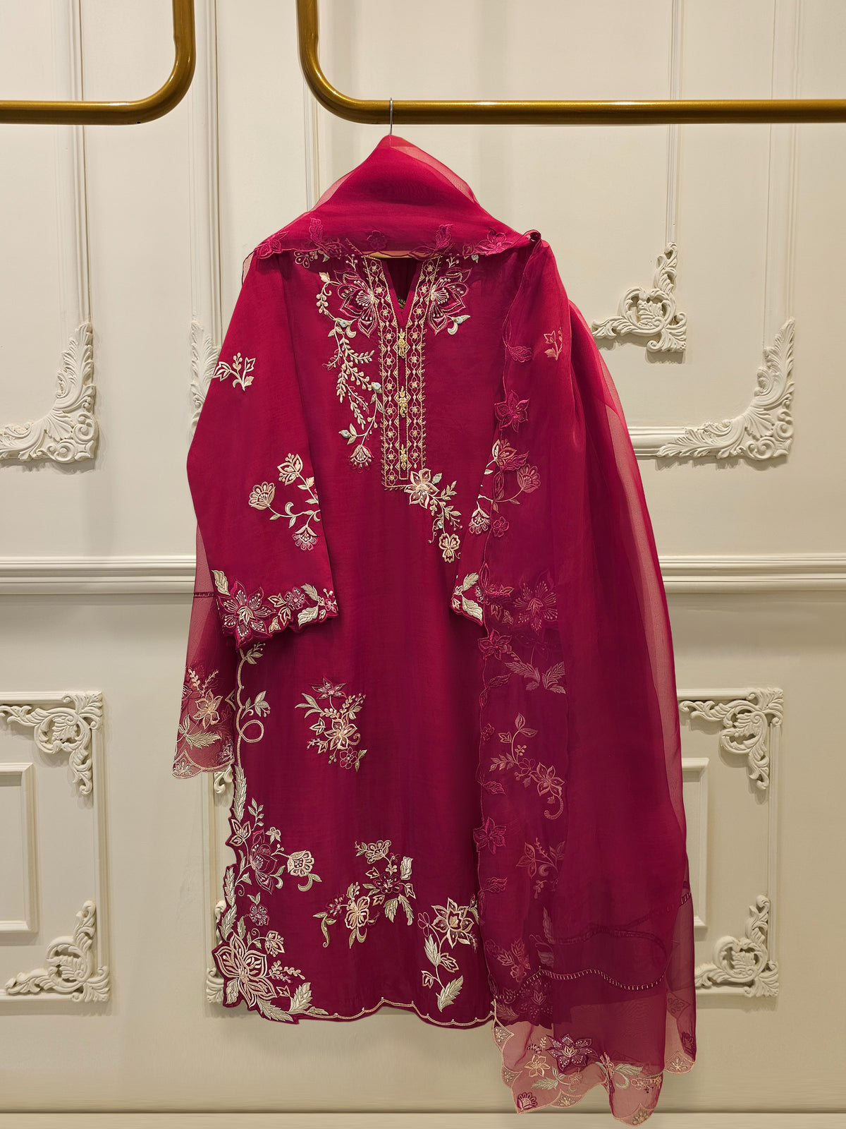 3 Piece- Pure Khaddi Silk Embroidered Suit S112703