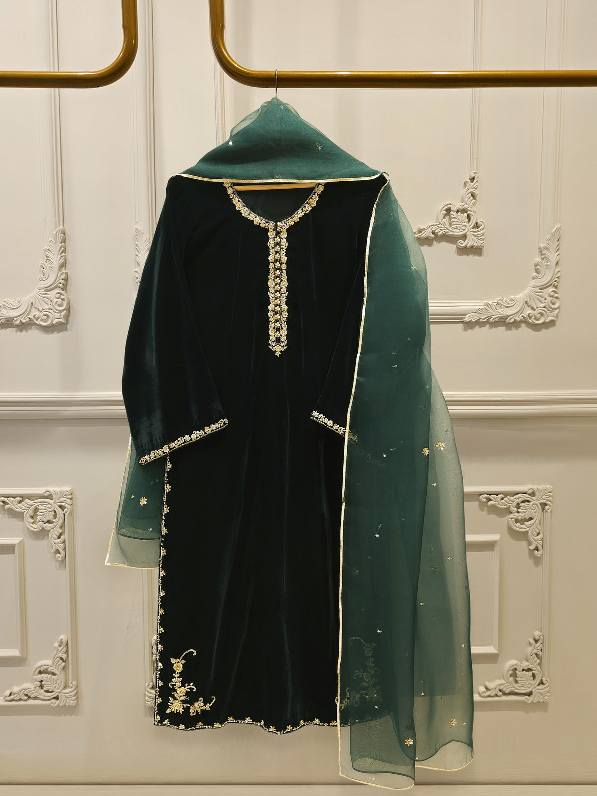 3 Piece - Embroidered Velvet Suit S112750