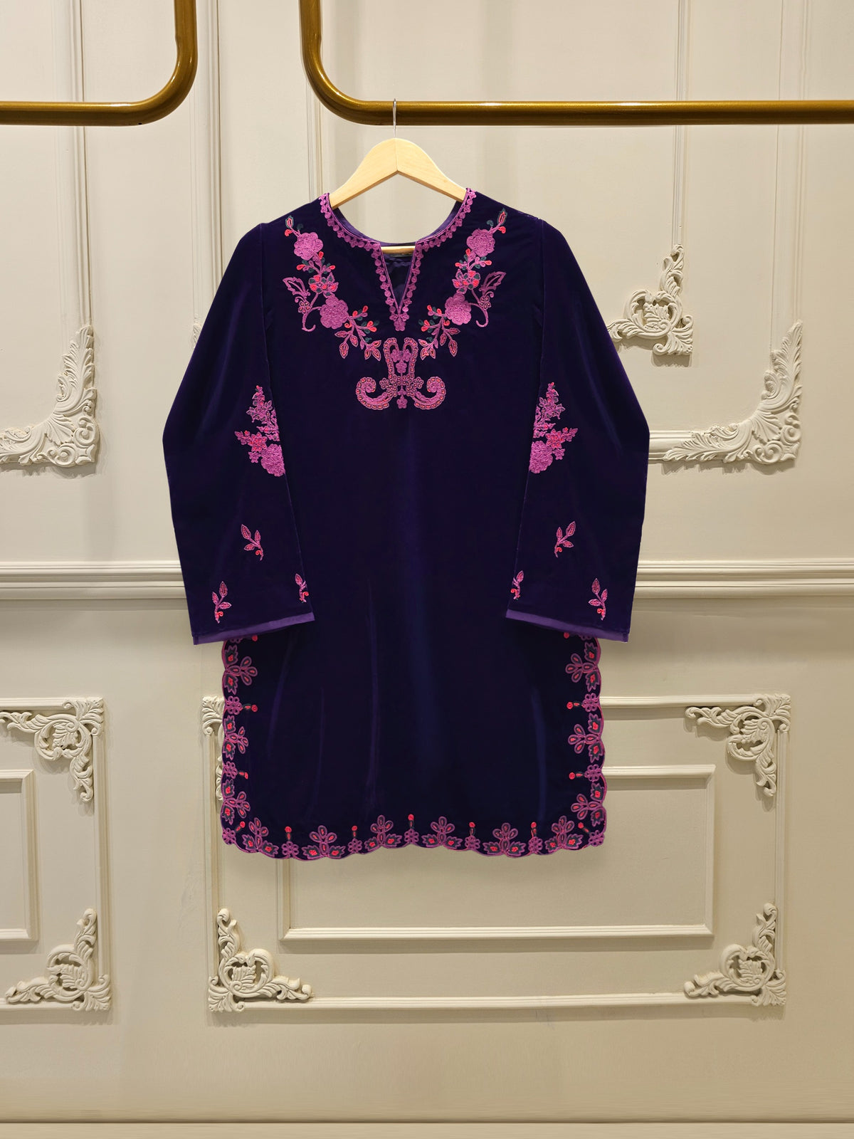 2 Piece - Embroidered Velvet Suit S112855