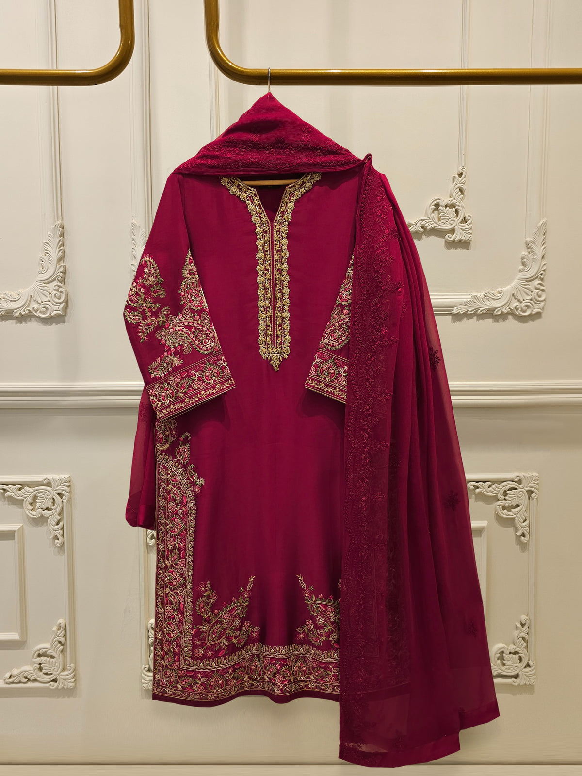 3 Piece-  Pure Embroidered Sheesha Silk Suit S112903