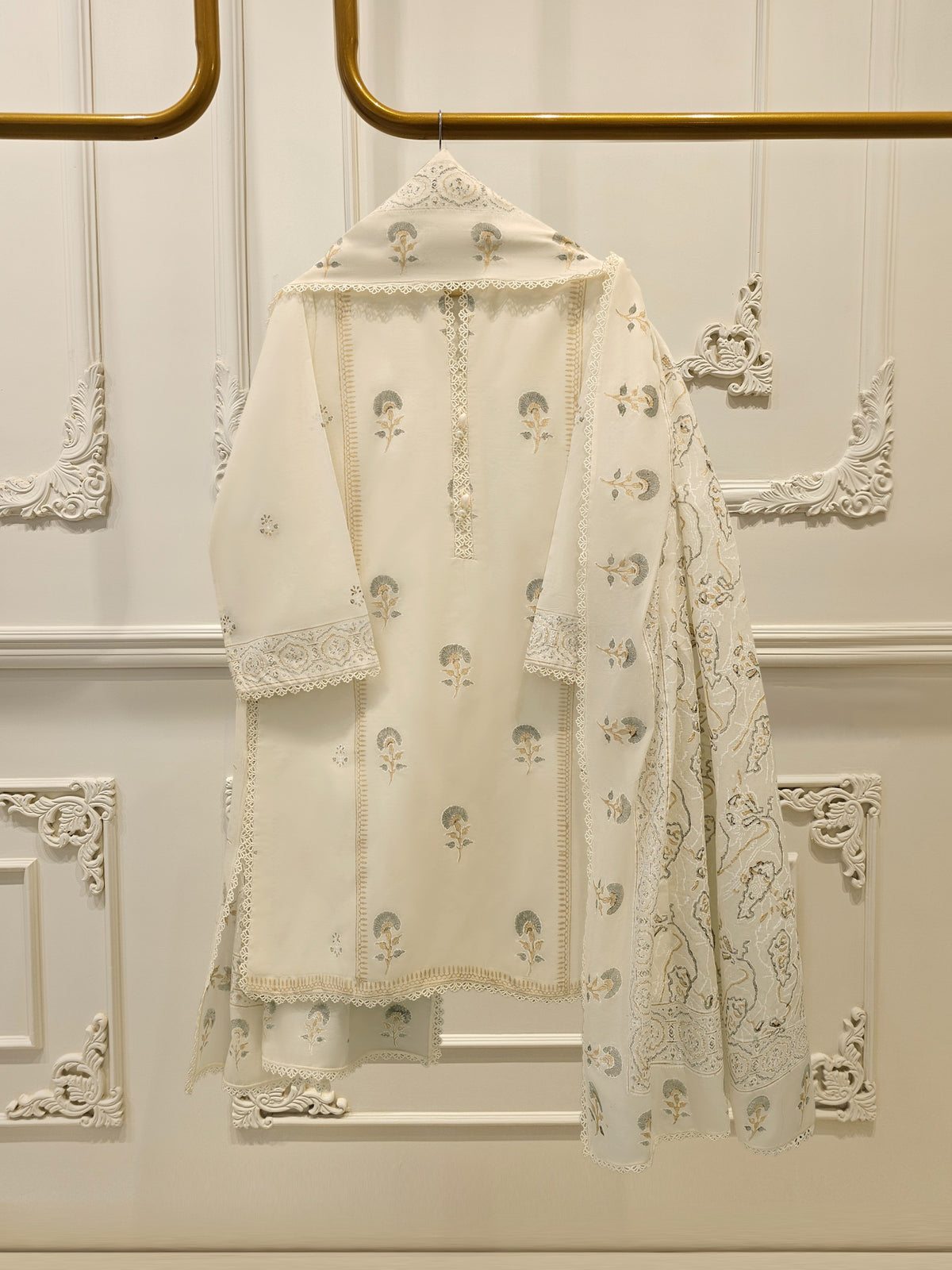 3 Piece - Hand Block Printed Kora Cotton Suit  S113110