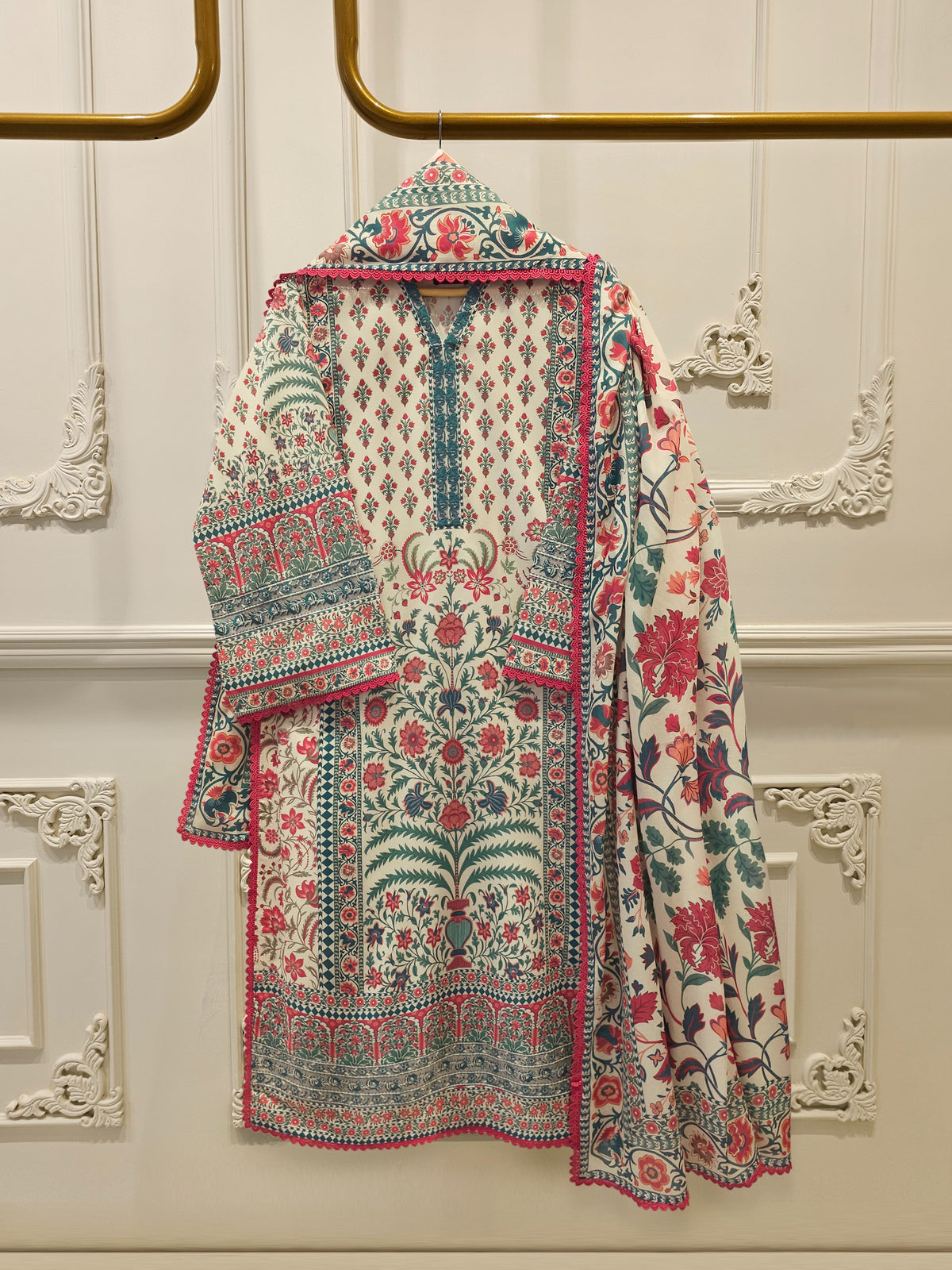2 Piece Digital Printed Lawn Suit S115231