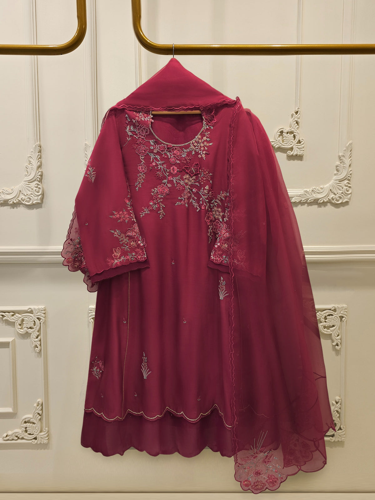 3 Piece - Embroidered Khaddi Silk Suit WS00414