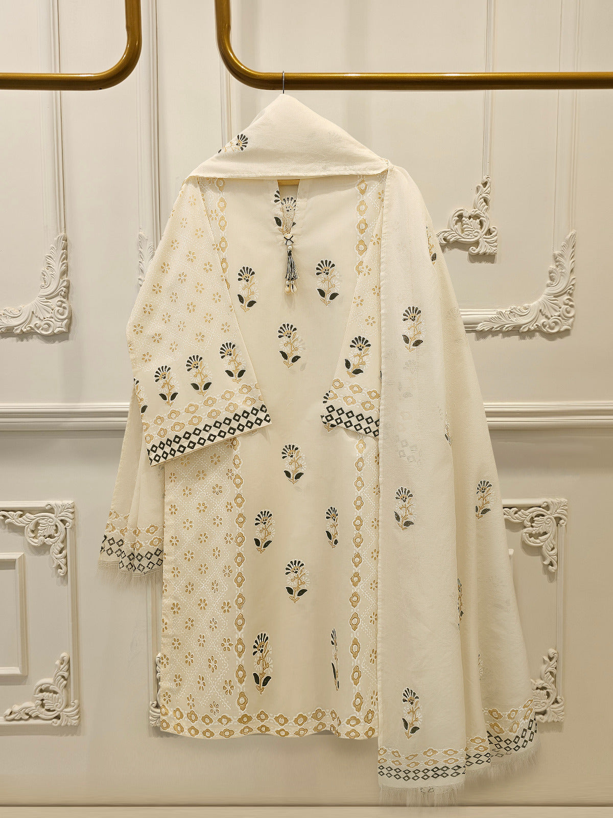 3 Piece - Hand Block Printed Kora Cotton Suit  S113520